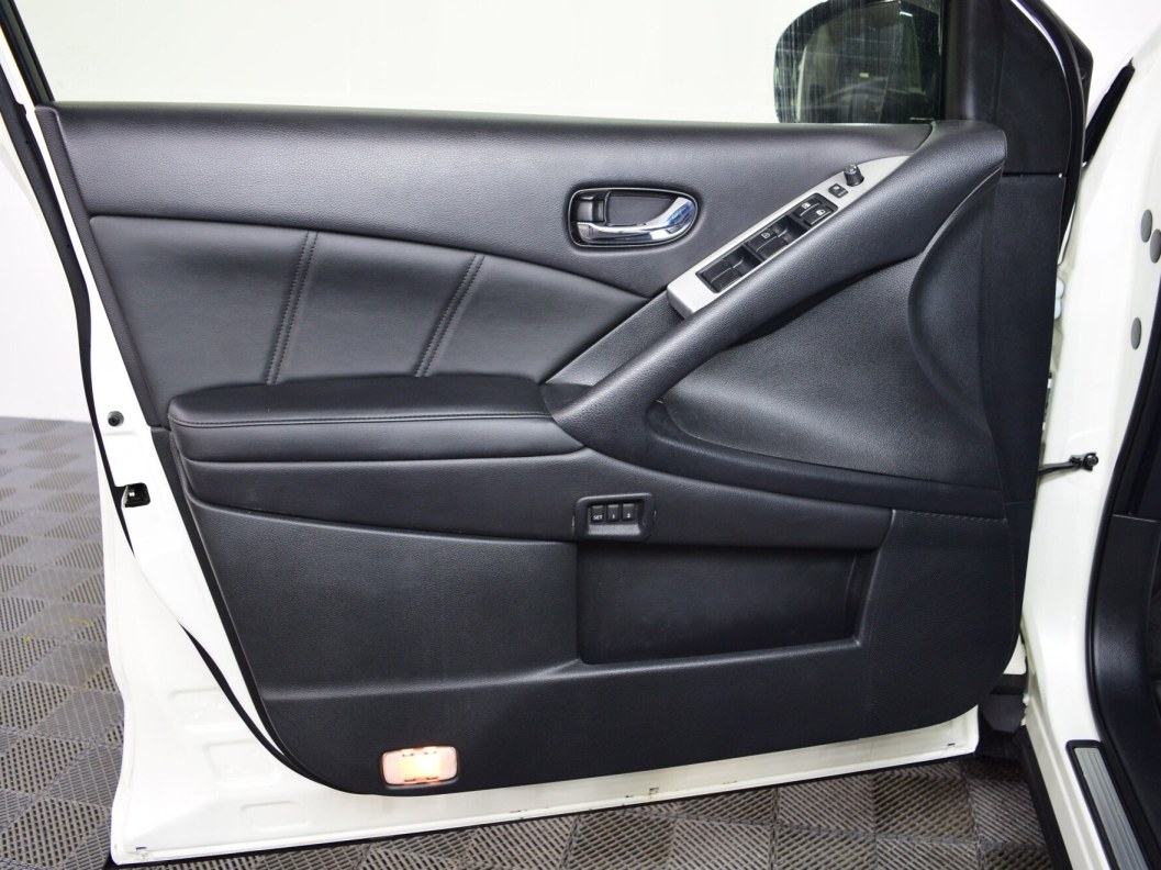 Nissan Murano LE 3.5 CVT фото 14