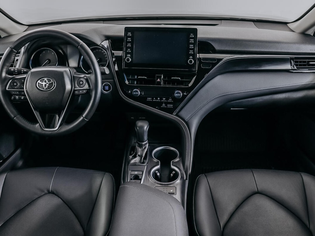 Toyota Camry Элеганс 2.5 АКПП фото 10