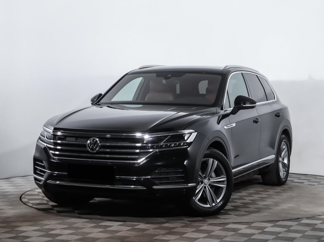 Volkswagen Touareg Exclusive 3.0  фото 3