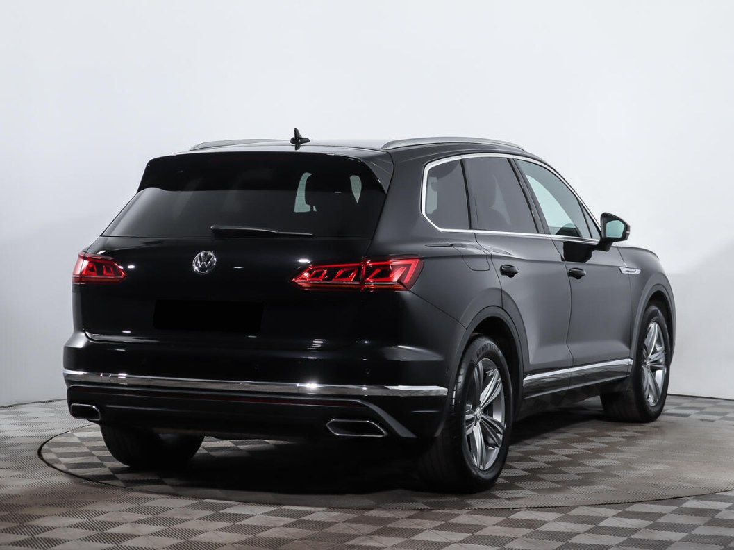 Volkswagen Touareg Exclusive 3.0  фото 6