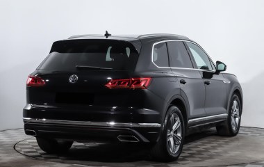 Volkswagen Touareg Exclusive 3.0  превью 6