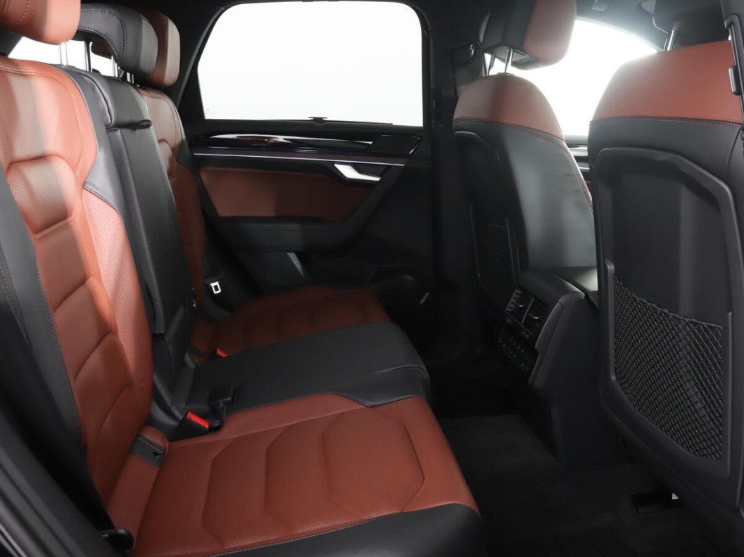 Volkswagen Touareg Exclusive 3.0  фото 10