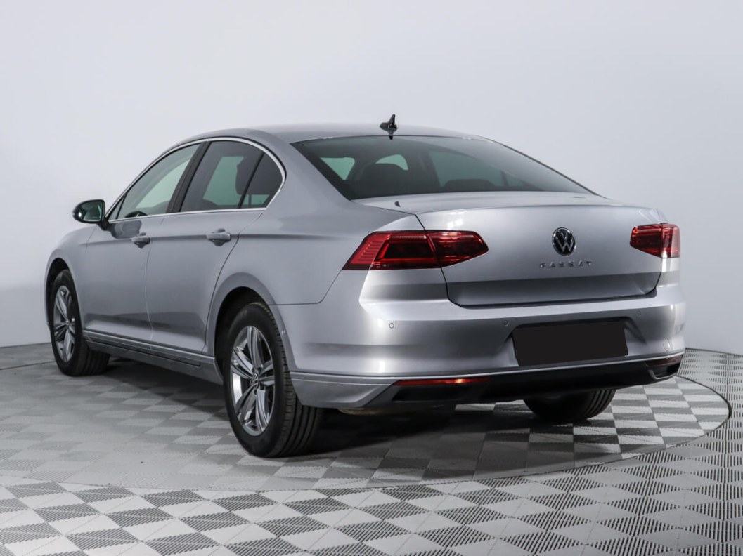 Volkswagen Passat 2.0 DSG фото 5