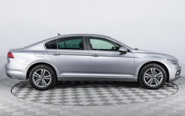 Volkswagen Passat 2.0 DSG превью 8
