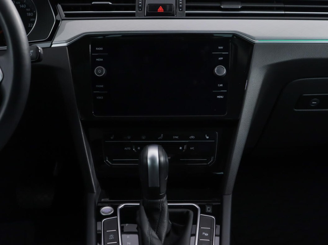 Volkswagen Passat 2.0 DSG фото 14
