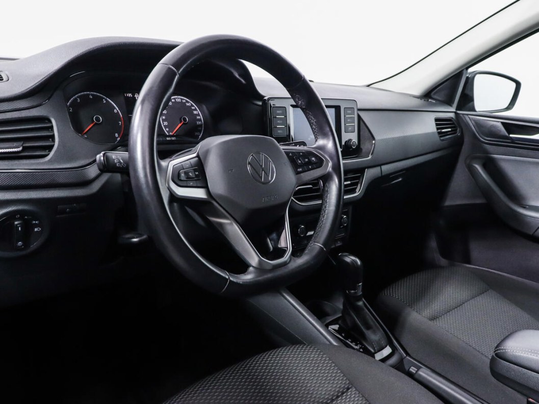 Volkswagen Polo 1.6 АКПП фото 9