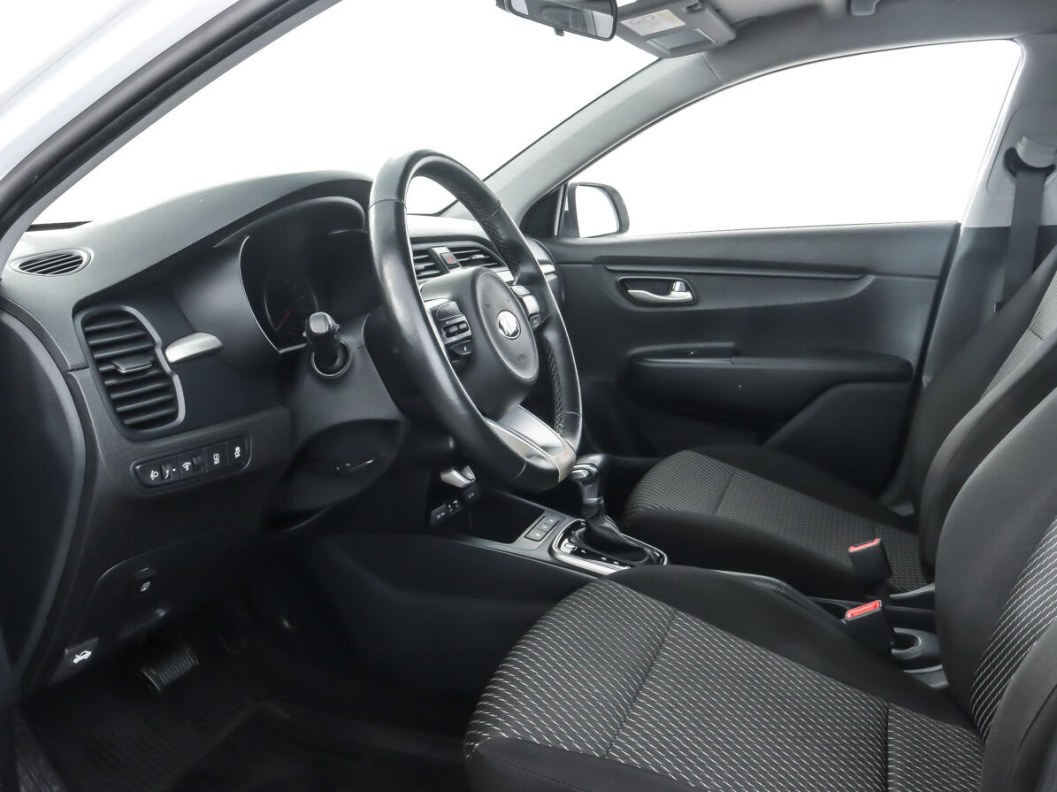 Kia Rio Comfort 1.4 АКПП фото 7