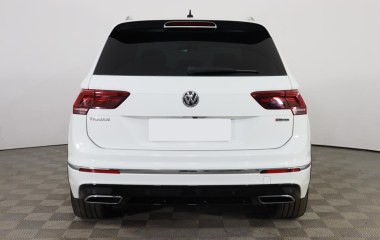Volkswagen Tiguan 2.0 DSG превью 5