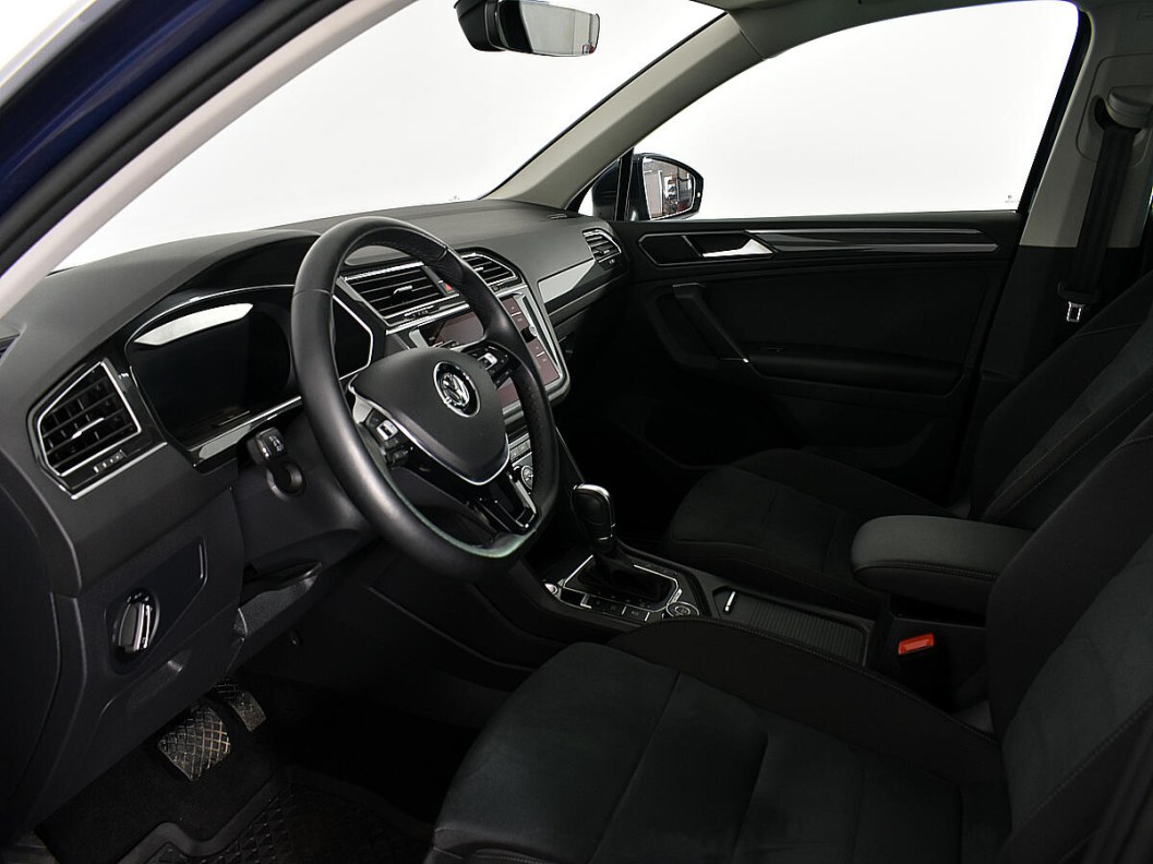 Volkswagen Tiguan Comfortline 2.0 DSG фото 7