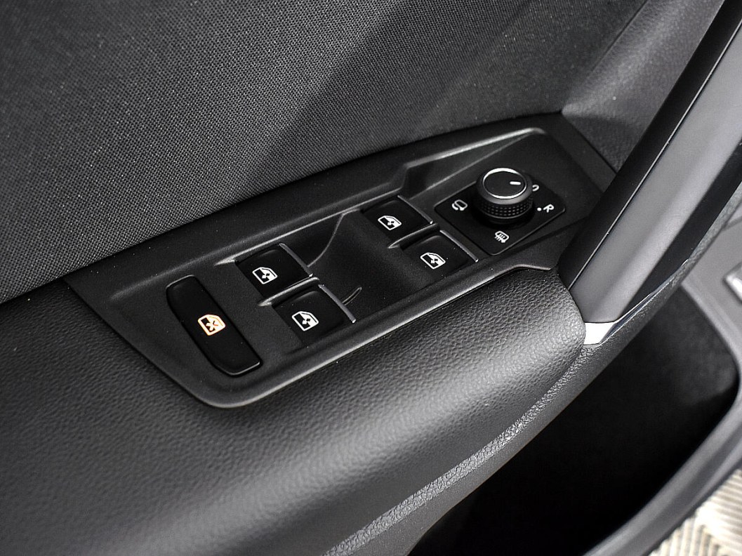 Volkswagen Tiguan Comfortline 2.0 DSG фото 13