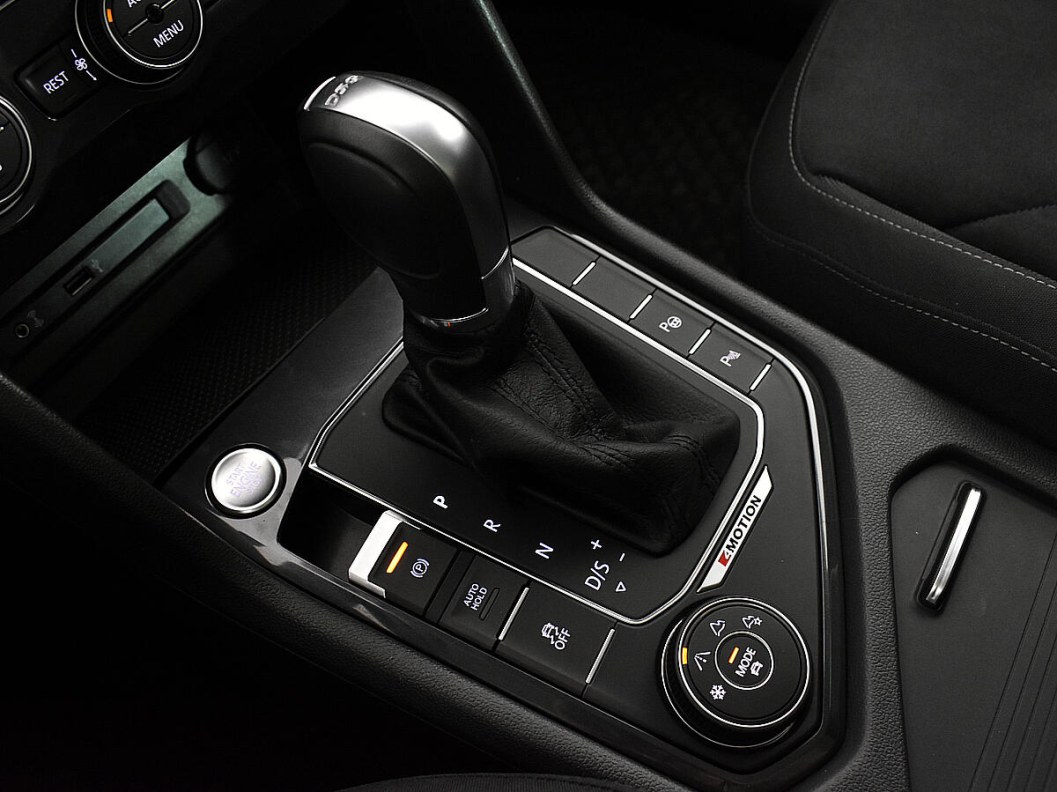 Volkswagen Tiguan Comfortline 2.0 DSG фото 15