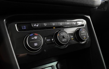 Volkswagen Tiguan Comfortline 2.0 DSG превью 16