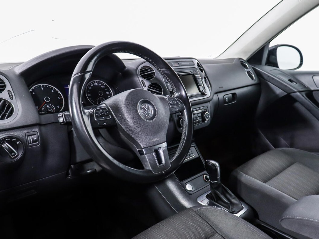 Volkswagen Tiguan Track & Field 2.0 АКПП фото 9