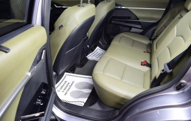 SsangYong Torres 4WD  превью 10