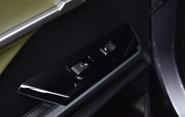 SsangYong Torres 4WD  превью 11