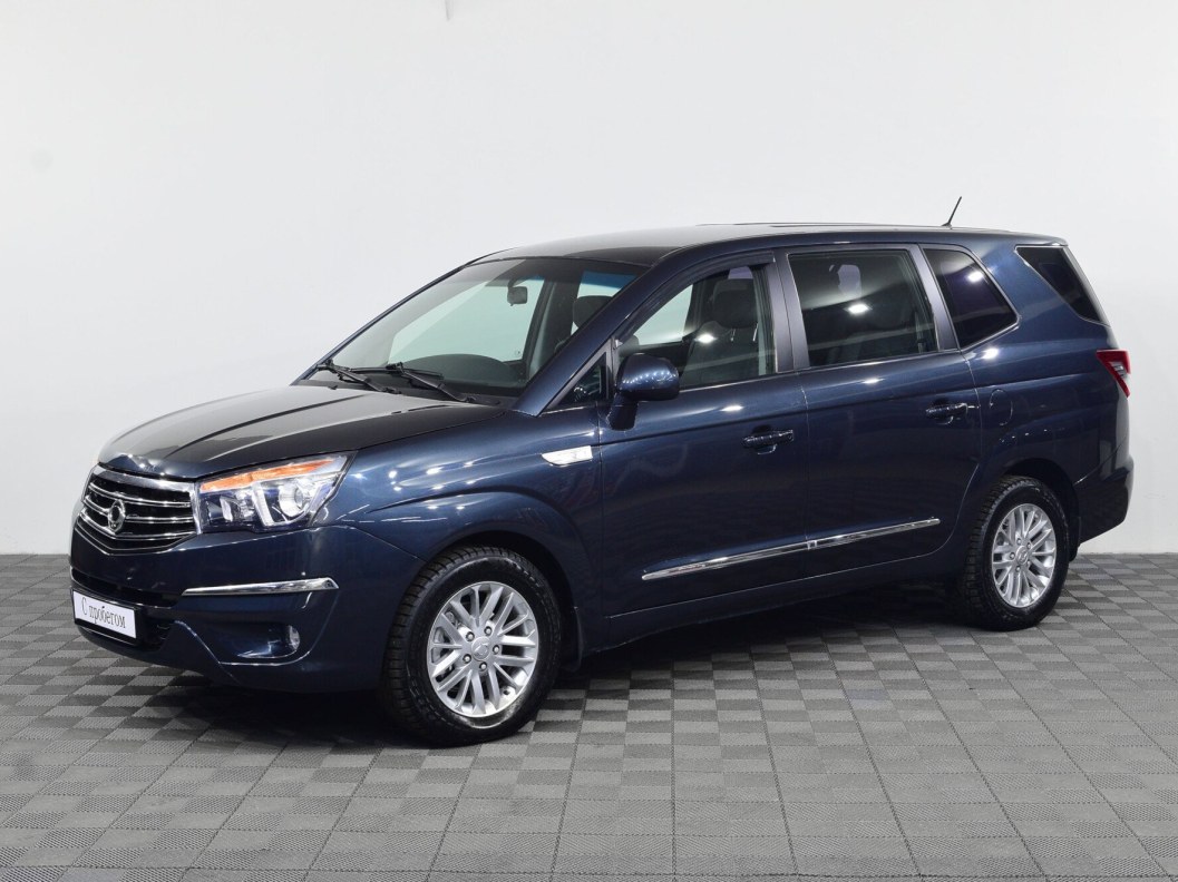 SsangYong Stavic Luxury 2.0  фото 3