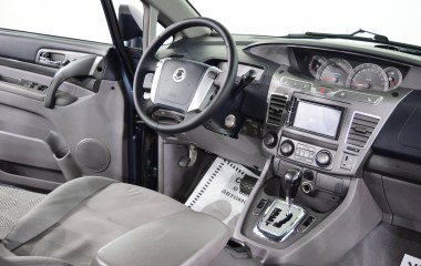 SsangYong Stavic Luxury 2.0  превью 8