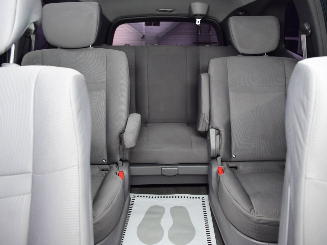 SsangYong Stavic Luxury 2.0  фото 10