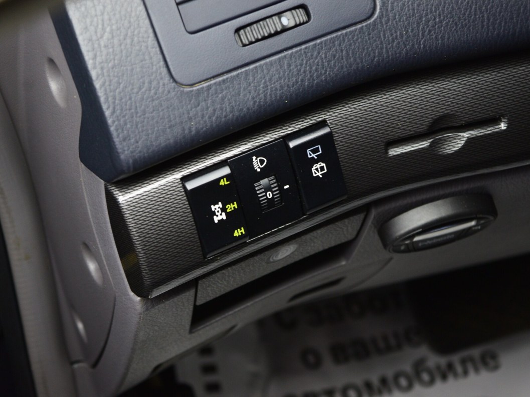 SsangYong Stavic Luxury 2.0  фото 12