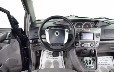 SsangYong Stavic Luxury 2.0  превью 13