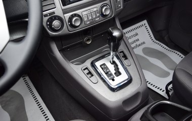 SsangYong Stavic Luxury 2.0  превью 14