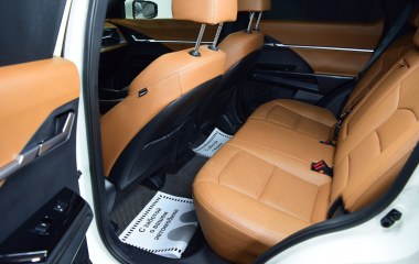 SsangYong Torres 4WD  превью 10