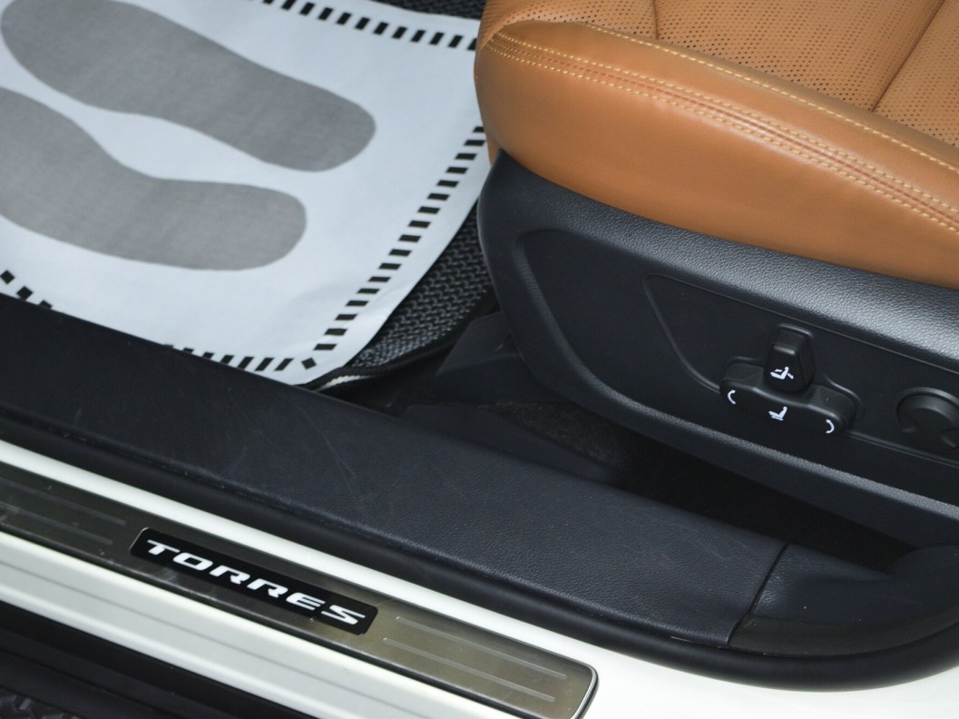 SsangYong Torres 4WD  фото 11