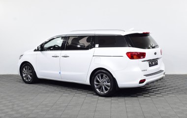 Kia Carnival 2.2 АКПП превью 4