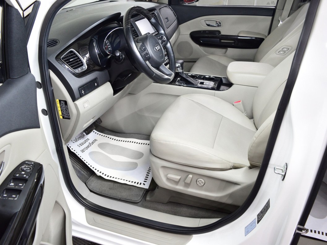 Kia Carnival 2.2 АКПП фото 6