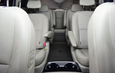Kia Carnival 2.2 АКПП превью 10