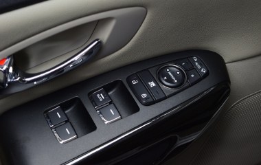 Kia Carnival 2.2 АКПП превью 14