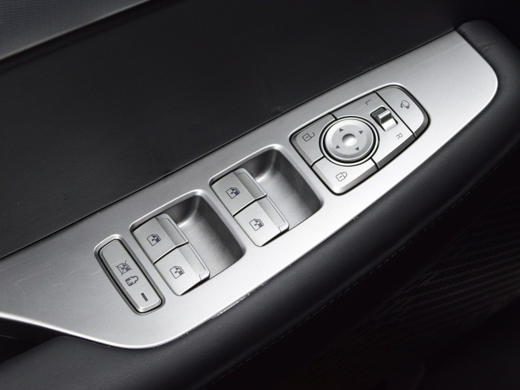 Hyundai Palisade High-Tech 3.5 АКПП, 2022 фото 18