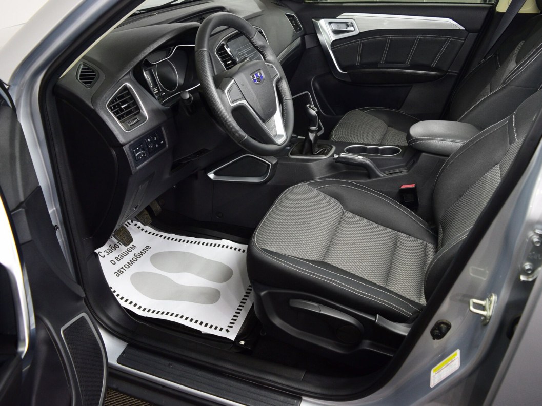 Geely Emgrand X7 Комфорт 1.8 МКПП фото 6