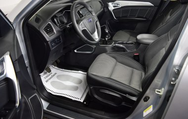 Geely Emgrand X7 Комфорт 1.8 МКПП превью 6