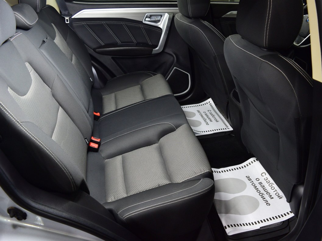 Geely Emgrand X7 Комфорт 1.8 МКПП фото 9