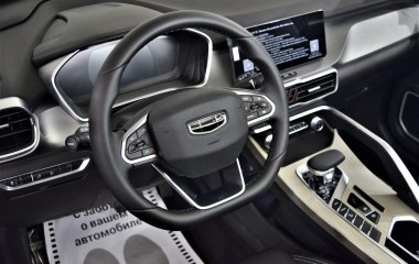 Geely Coolray Luxury 1.5 АМТ превью 11