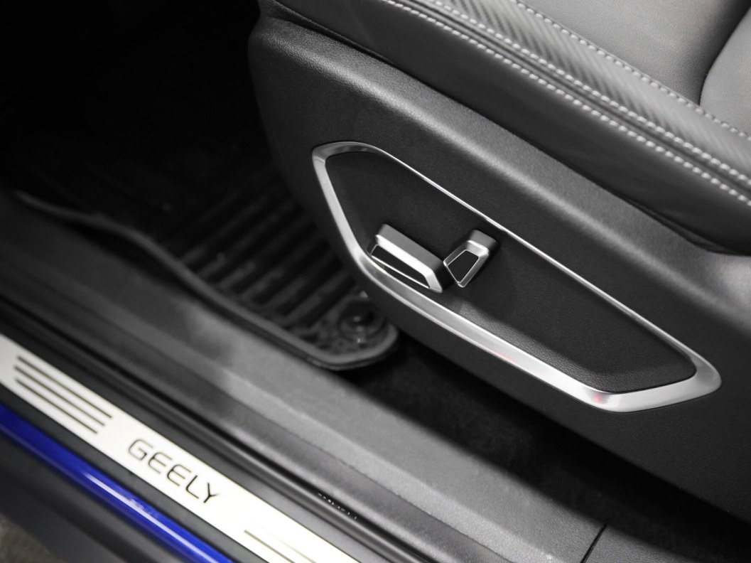 Geely Atlas Pro 4WD Flagship DCT, 2022 фото 11