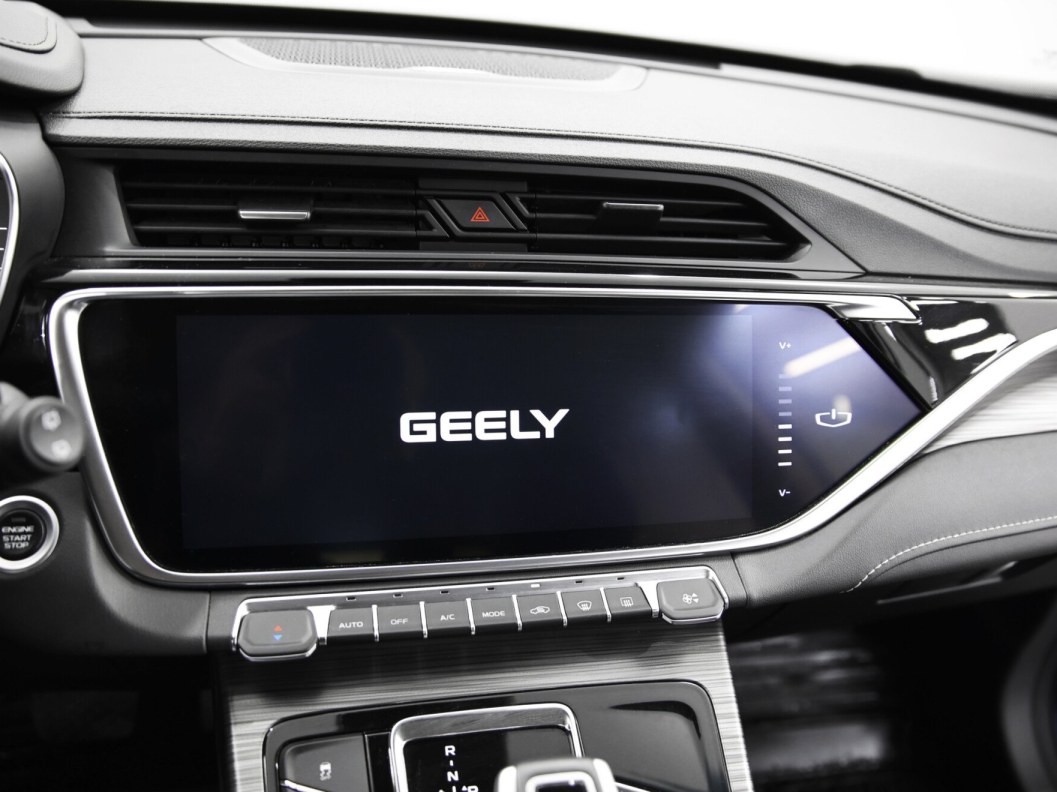 Geely Atlas Pro 4WD Flagship DCT, 2022 фото 14