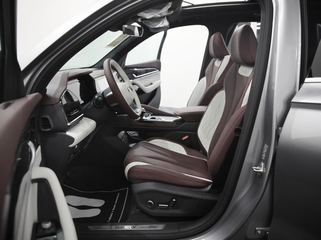 Geely Monjaro 4WD Luxury АКПП, 2022 фото 6