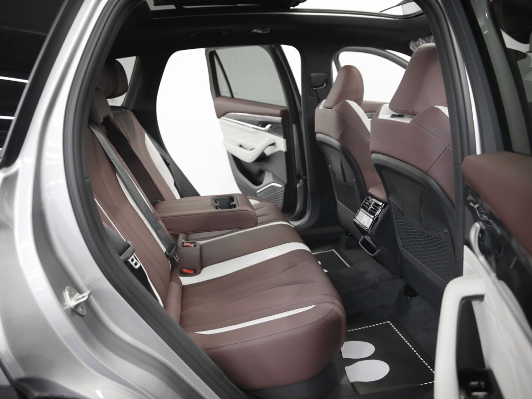 Geely Monjaro 4WD Luxury АКПП, 2022 фото 12
