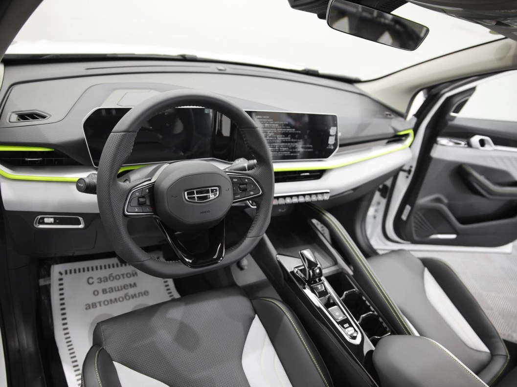 Geely Coolray FWD Flagship DCT, 2023 фото 7