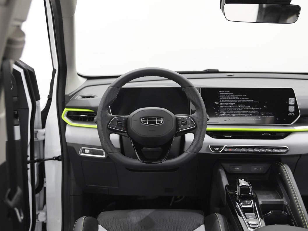 Geely Coolray FWD Flagship DCT, 2023 фото 8