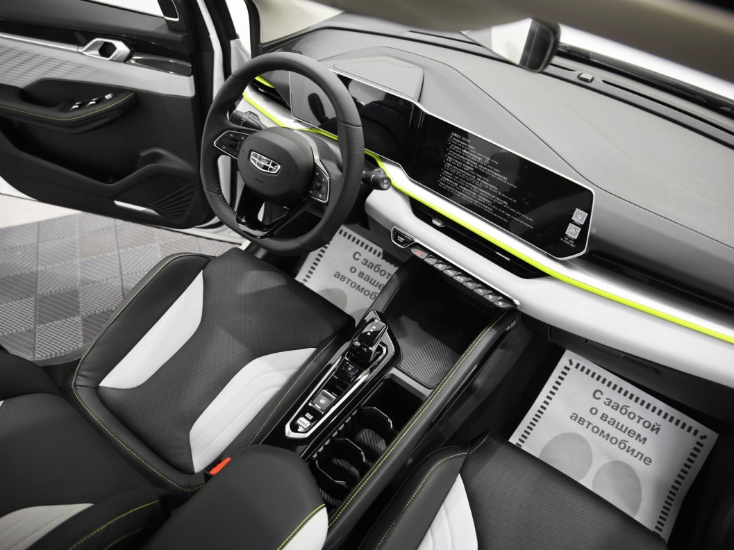 Geely Coolray FWD Flagship DCT, 2023 фото 9