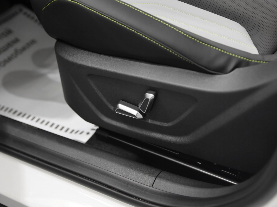 Geely Coolray FWD Flagship DCT, 2023 фото 13