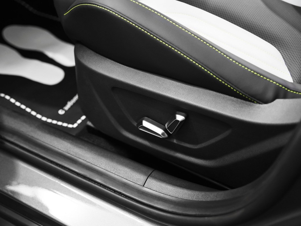 Geely Coolray FWD Flagship DCT, 2023 фото 12