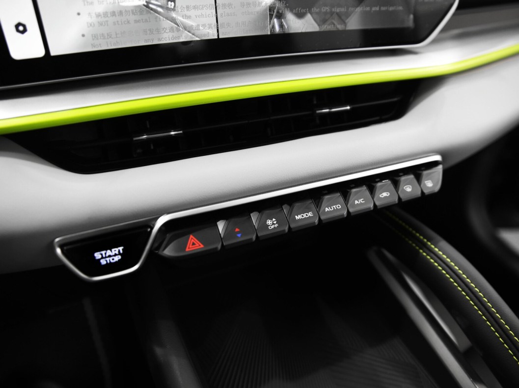 Geely Coolray FWD Flagship DCT, 2023 фото 15
