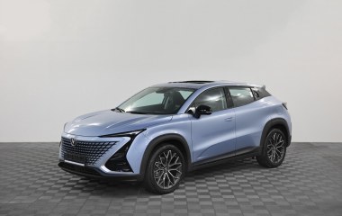 Changan UNI-T FWD DCT превью 3