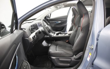 Changan UNI-T FWD DCT превью 6