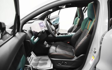 Changan UNI-T FWD Tech DCT превью 6