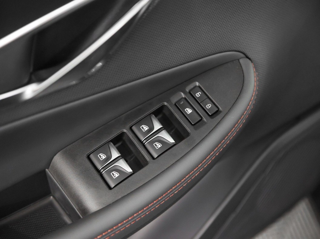 Changan UNI-T FWD Tech DCT фото 13
